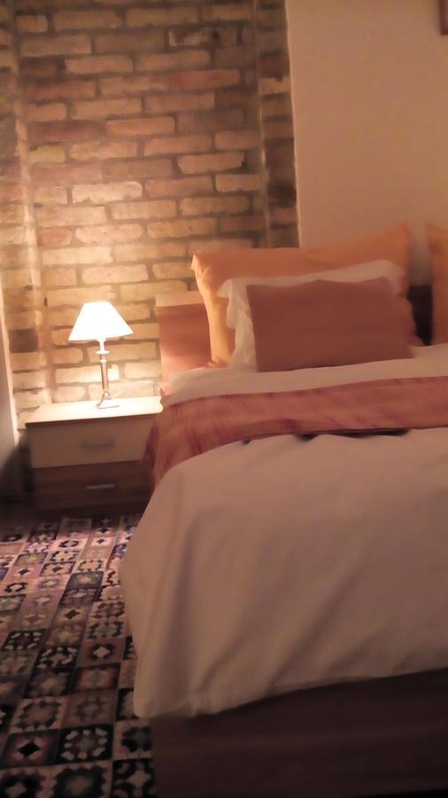 Resort La Tulipe Noire Cegledbercel Ngoại thất bức ảnh